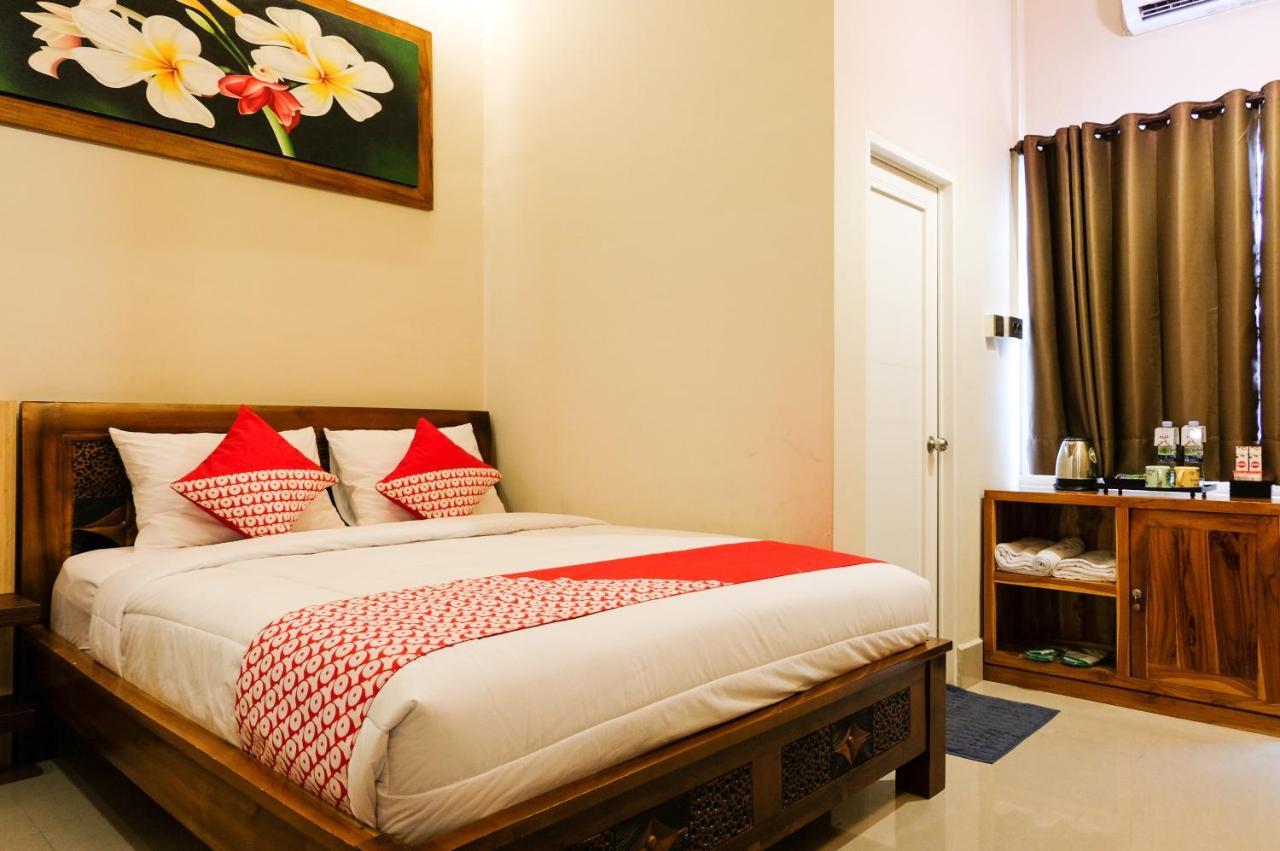 Oyo 683 Jepun Guesthouse Матарам Экстерьер фото